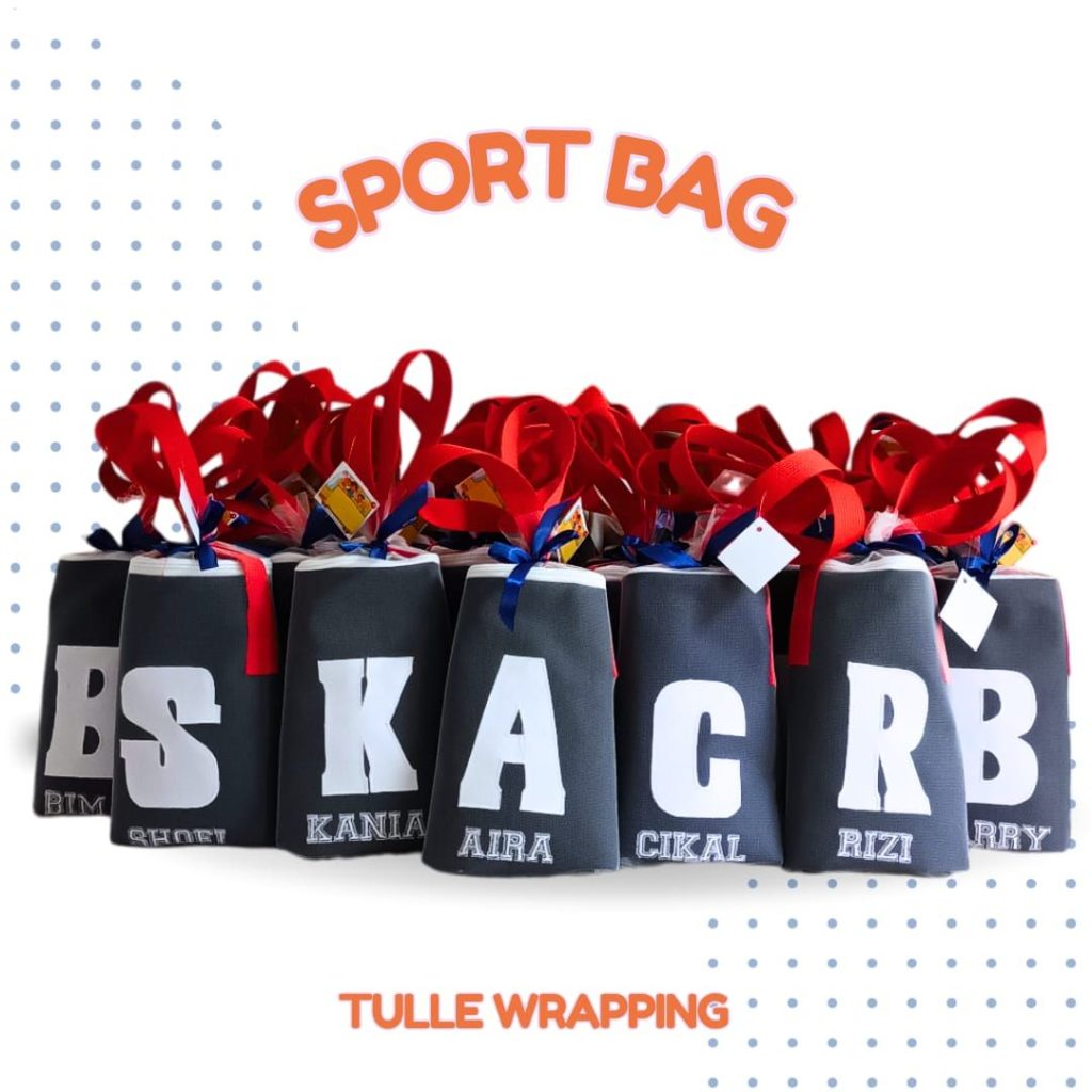 Sport Bag Custom Inisial Nama – Souvenir Ultah Anak Remaja yang Kekinian dan Fungsional